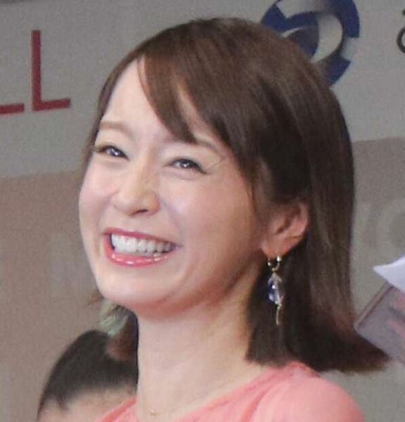 鈴木亜美、美形長女の顔出しショットが「そっくり」「もう、アイドル顔」と話題(スポーツ報知)