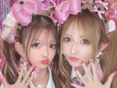 親子でギャル！　『姉ageha』モデル、“小学生ギャル”の娘を初披露　「姉妹ですか？」「想像以上に可愛い」(ねとらぼ)