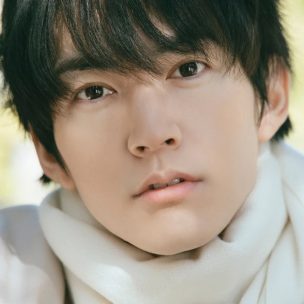 2.5次元舞台で活躍中！ 俳優・和田雅成さんにとっての美容とは？ 肌ケアに欠かせない愛用品を公開(MAQUIA　ONLINE)