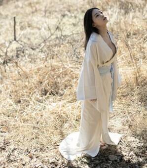 Fカップの“令和最強のメリハリボディ”澄田綾乃が、まさかの「雪女」に挑戦…！撮影スタッフも驚愕「これは本物だ」(現代ビジネス)