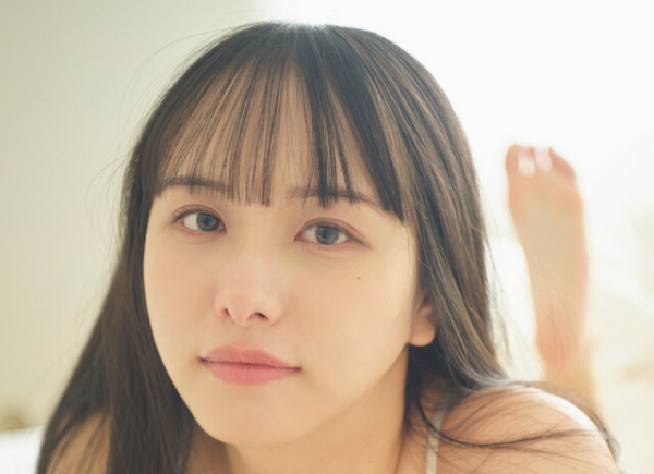 小動物系美少女・新谷真由がちょっぴり大人になって週プレのグラビアに凱旋！(週プレNEWS)