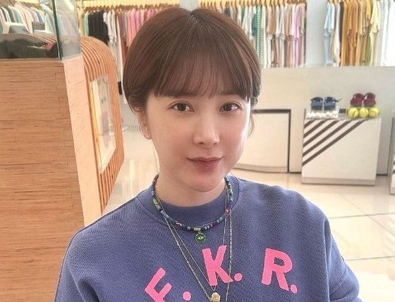 韓国女性歌手ソ・イニョン、結婚１年で破局…「夫に離婚訴訟を提起」(中央日報日本語版)