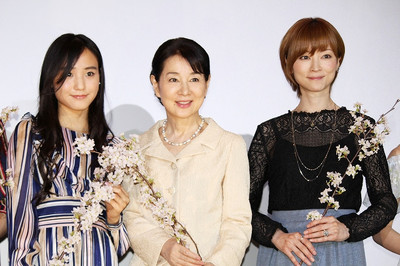 吉永小百合、元「モー娘。」吉澤ひとみらとQ＆A　あふれる若さに「とても楽しいひと時」（映画.com）