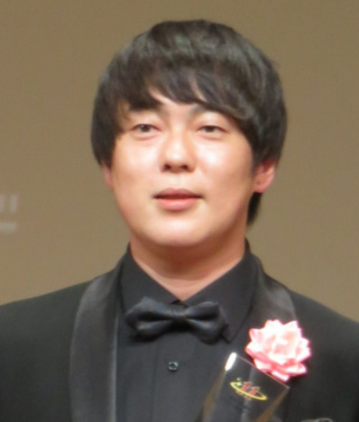 村本大輔、吉住のR－1ネタ炎上騒動受け政治ネタに持論「反対運動する人たちは弱い側の一市民」(日刊スポーツ)