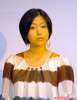 15年７月に第１子長男出産／宇多田ヒカル波乱人生（日刊スポーツ）