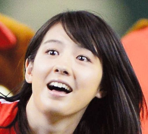 昨年結婚発表の桜庭ななみがウェディングショット、凜とした1枚に絶賛の声「美しすぎる」「とっっっても綺麗です!!」(西スポWEB OTTO!)