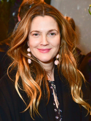 ドリュー・バリモア、シャーリーズ・セロンも見つかっちゃった!?　セレブの恥ずかしい体験（ELLE ONLINE）