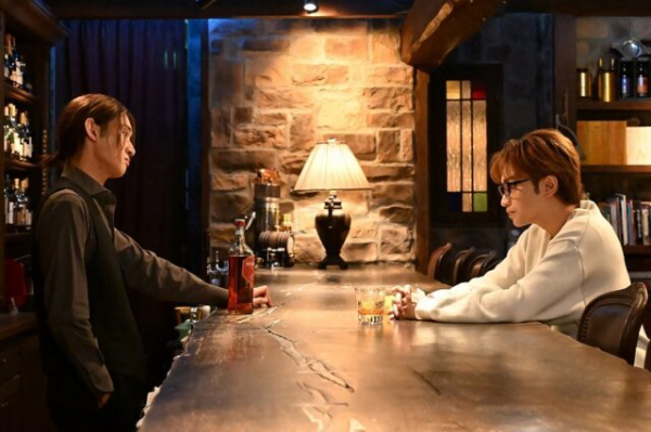 「リビ松」“健太郎”向井康二と“朝子”黒川智花のキスに反響 　「髪を切った健ちゃんがイケメン過ぎてキュンキュン」(エンタメOVO)