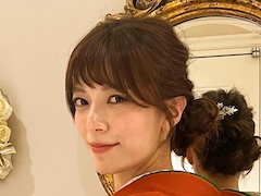 テレ朝・三谷紬アナ、実弟の結婚式へ出席を報告 姉弟ショットも公開 「昔も今もお姉ちゃんが大好きな我が弟(笑)」(ねとらぼ)