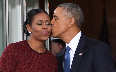 オバマ前大統領、ミシェル夫人に結婚記念日にサプライズメッセージを贈る（ELLEgirl）