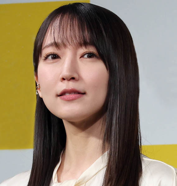 吉岡里帆“ど根性女優”の原点「欲しいものは自分の力で…」所属事務所休業で移籍も仕事絶好調(日刊ゲンダイDIGITAL)