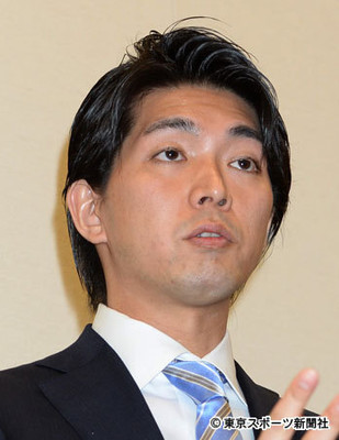 ゲス不倫辞職の宮崎謙介氏「ベッキーさんは脇が甘い」その直後に文春砲直撃（東スポWeb）