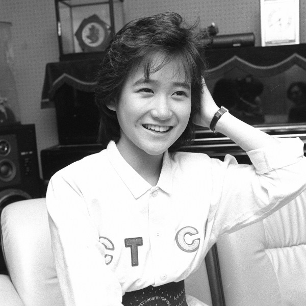 岡田有希子さん衝撃の死から38年…所属事務所社長が語っていた「日記風ノートに刻まれた真相」(日刊ゲンダイDIGITAL)