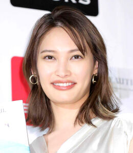 大政絢、新鮮なホタテがメインの豪華食卓！お刺身＆日本酒バターしょうゆで「絶品でした！」彩り＆栄養完璧な手料理(スポーツ報知)