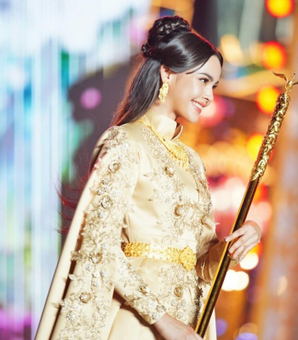 「プリンセス感どんだけ？」...「タイの東大生」で「世界で最も美しい顔100人」 の超人気女優ウラッサヤー・セパーバンに「あなたは本物の女王級よ」と世界が衝撃(現代ビジネス)