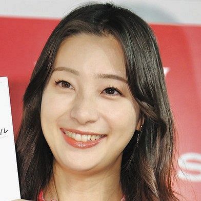 足立梨花、『名探偵コナン』への愛あふれた挙式に祝福と羨望「コナン君ファンには家宝級に嬉しい」「お幸せに！」(中日スポーツ)