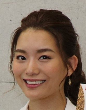 蜂谷晏海、「ありがたいけど…」買い物に付き合う夫・井戸田潤の私服に「心ここにあらず　がんばれドラゴンズ」(中日スポーツ)