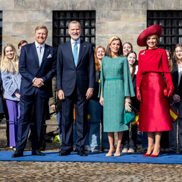 スペインのレティシア王妃がオランダを訪問　カタリナ＝アマリア王女も公式晩餐会に出席(ELLE DIGITAL)