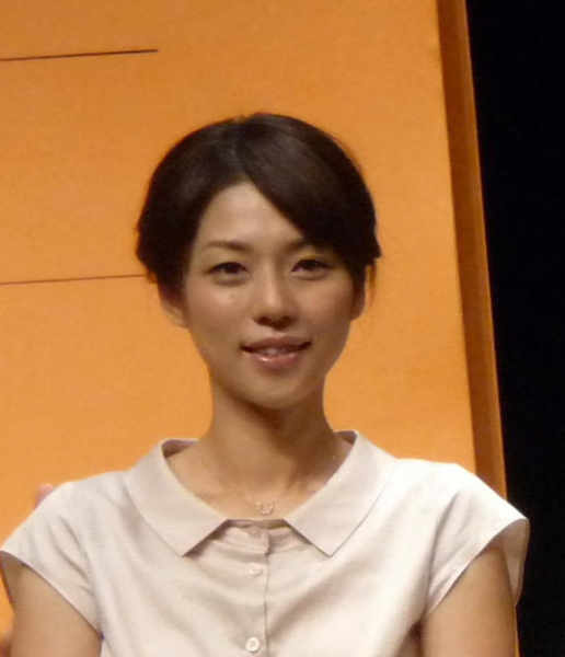 吉岡美穂、夫IZAMの強い意識明かす「子供たちが”コンコン”を始めたらホテルに行く」(日刊スポーツ)
