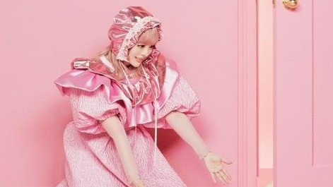 きゃりーぱみゅぱみゅ(31) 第一子妊娠を発表 お腹に手をあてる写真を公開「会える日を楽しみに待ってるよ」(めざましmedia)