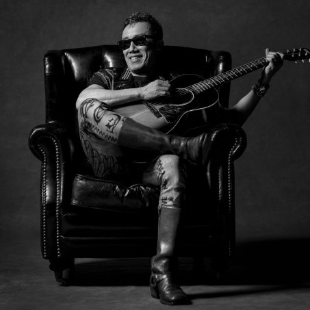 長渕剛「愛情のある人と、愛情のある場所で、愛情のある仕事を…」自身のこだわりを明かす(TOKYO FM＋)