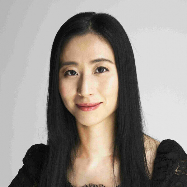 「夫婦を卒業しました」三浦瑠麗氏Ｘで離婚を発表　今後も三浦姓を選択　２１年にベストマザー賞(スポーツ報知)