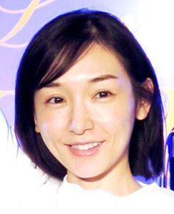 元モー娘。加護亜依、３６歳の最新ショット！「相変わらずかわええ」「顔ちっちゃ」…金髪の激変姿が話題(スポーツ報知)