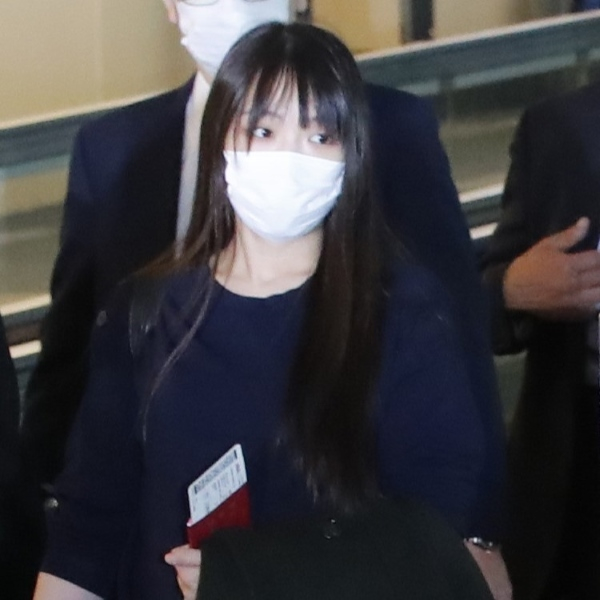 眞子さんが小室圭さんと手にした“40平米の自由”…ジーンズにTシャツの質素な装いがメインに(日刊ゲンダイDIGITAL)