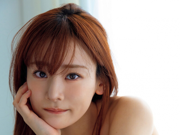 総額6000万円の全身整形をカミングアウトし話題のタレント・福岡みなみが3年ぶりのグラビア登場「人生の半分以上がダウンタイムです」(週プレNEWS)