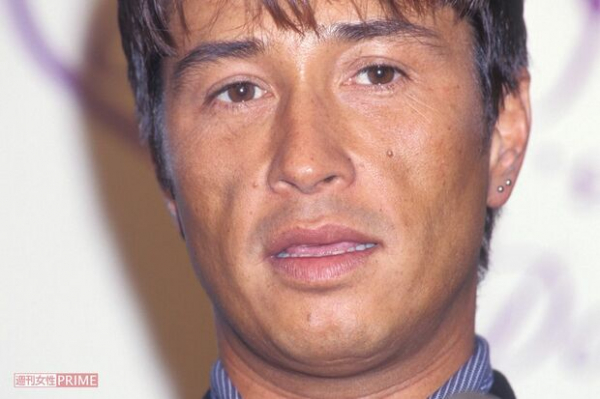 「孫とおじいちゃん」62歳の羽賀研二、女子大生とカップル成立に賛否「フェロモン半端ない」変わらぬ男前(週刊女性PRIME)