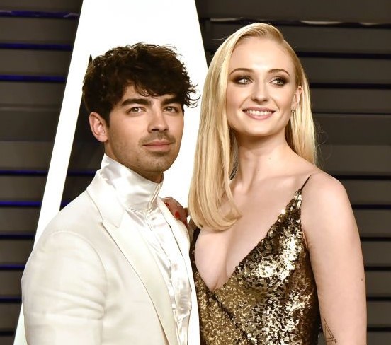 おしどり夫婦が離婚へ...。人気俳優（28）が、夫とのバトルを振り返り「人生で最悪の数日間だった」と明かす(Harper’s BAZAAR（ハーパーズ バザー）)