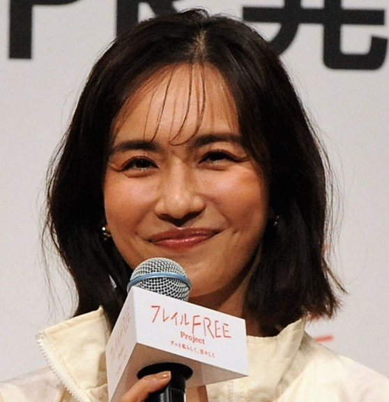 44歳美女タレント、地元で“うなぎ店開店”検討を表明し支援の声相次ぐ(日刊スポーツ)