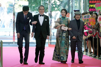 月9で“冬彦さん”と“涼ちゃん”初対面！佐野史郎、東出昌大に「親近感」（シネマトゥデイ）