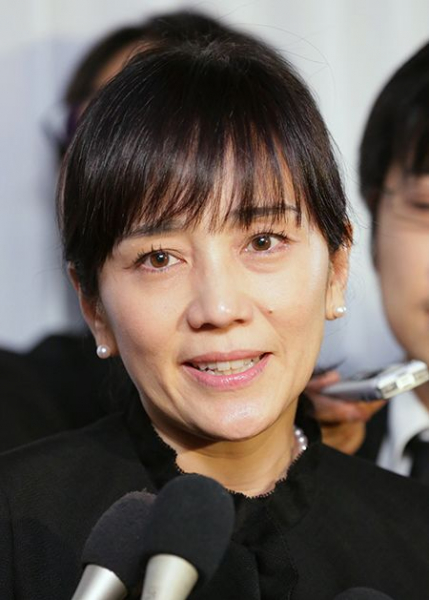 大御所芸能人に口説かれてもスキャンダル皆無…西田ひかる（51）はバブルに咲いた「奇跡の存在」だった(文春オンライン)