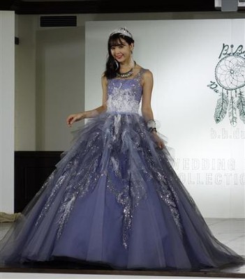藤田ニコル、結婚は「２０代ではしたいし、２５歳には子供がほしい」（サンケイスポーツ）