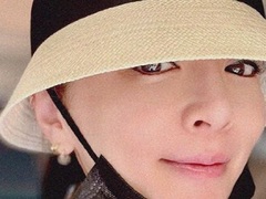 絶対目立つな！　浜崎あゆみ、“超高級外車”で子どもの授業参観へ　ブランドで固めた強オーラに「お母さん可愛すぎ」「大パニック起きます」(ねとらぼ)