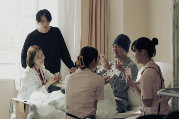 「アンメット」“麻衣”生田絵梨花の手紙に涙する“綾野”岡山天音に反響 「こっちまで胸をキュッとさせる岡山天音、恐るべし」(エンタメOVO)