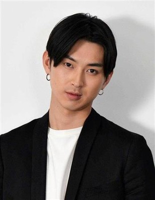 松田翔太さんと秋元梢さんが結婚　「両親のように、強さと愛を持った家庭築きたい」（産経新聞）