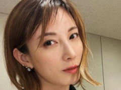 歳取らないの!?　加藤あい、41歳の“ドアップ自撮り”が衝撃的な美しさ「IWGPから変わってない」「見れることに感謝」(ねとらぼ)