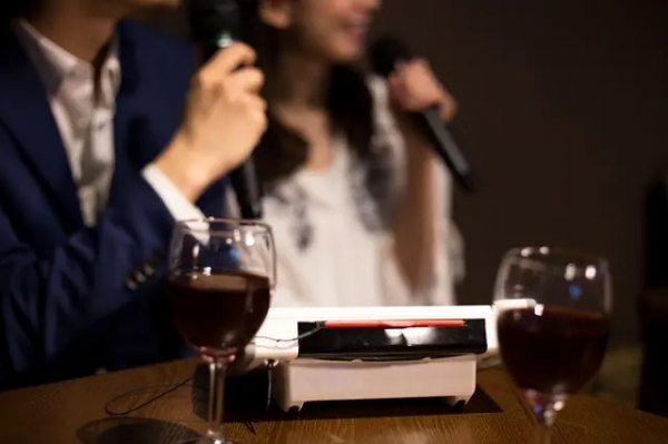 交際経験なし。性的欲求がない20代男性「恋愛ドラマにありがちなシチュエーションに違和感」(MORE)