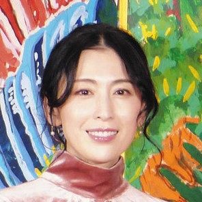 46歳・雛形あきこ、『必死に頑張ってます』筋トレ中の腹筋が話題 「くびれが♥」「全俺が泣いた」(中日スポーツ)