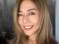 55歳・武田久美子、15センチのヘアカットを報告　最新ショット公開に「いつ見ても綺麗」「ゾクゾクしちゃいます」(ねとらぼ)