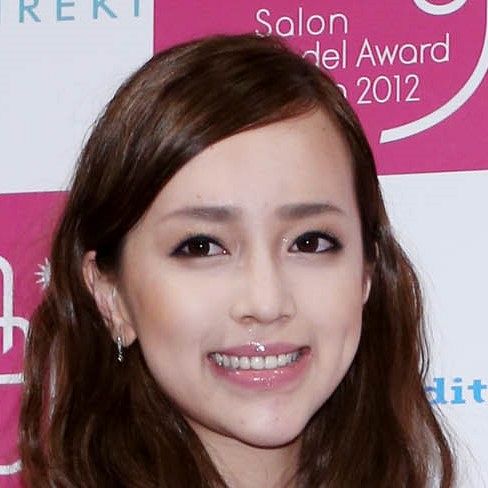 元「ICONIQ（アイコニック）」39歳が第1子出産 「無事に産まれてきてくれた娘に感謝で一杯」(中日スポーツ)