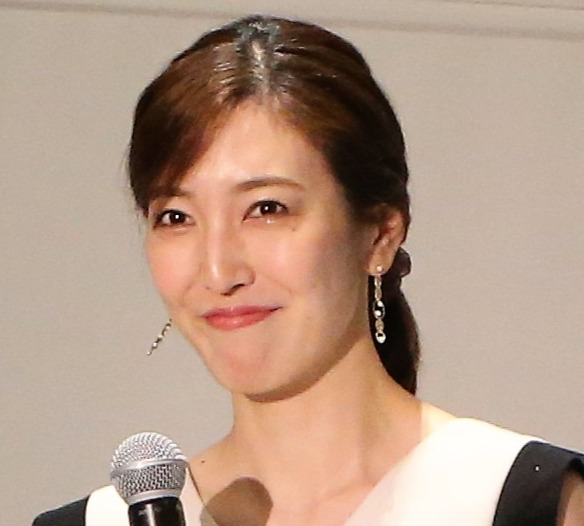 第１子出産の小澤陽子アナ、約半年ぶり職場訪問「#みんな綺麗な二度見」(日刊スポーツ)