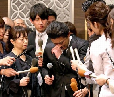 露呈した幼児性と酒依存…逆効果だった山口達也の謝罪会見（日刊ゲンダイDIGITAL）