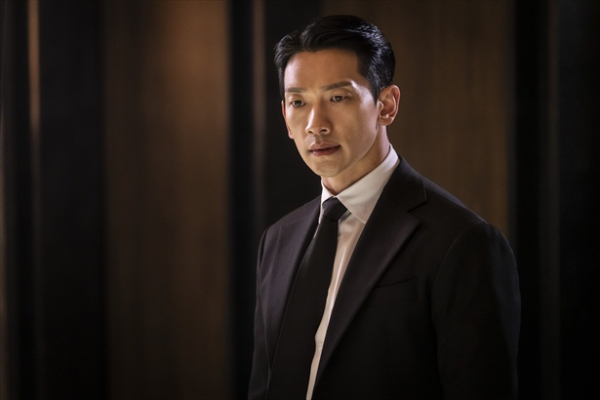 鍛え抜かれた肉体美…RAIN(ピ)ことチョン・ジフンとは？役者・歌手として世界で人気“スタントなし”で本格アクションも＜レッド・スワン＞(WEBザテレビジョン)