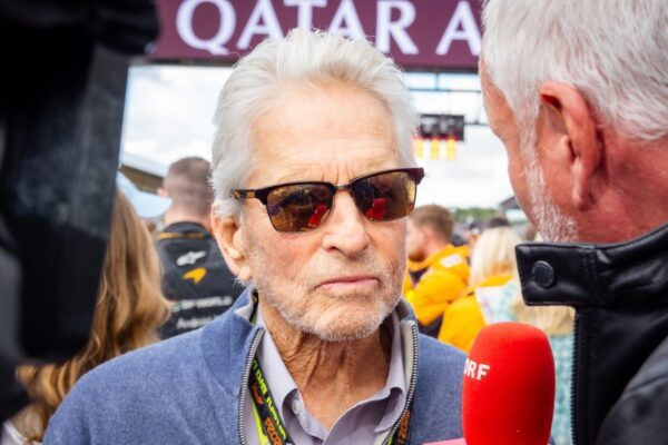 2024年F1イギリスGP日曜日 ― ハミルトンが母国で優勝(The Hollywood Reporter Japan)