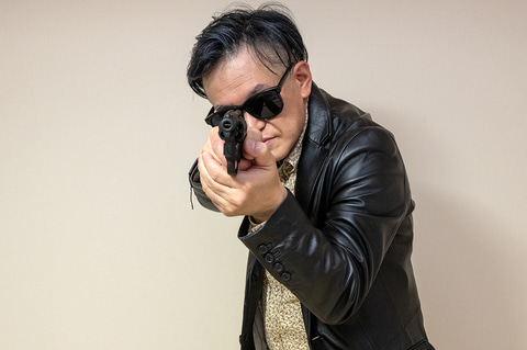 「帰ってきたあぶない刑事」上映記念モデルガン「大下勇次モデル M10」を手に、銃と映画の魅力を語ろう！(HOBBY Watch)