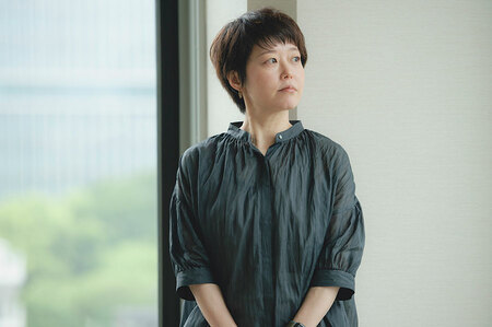 「私の写真を見た父に『このおじさん誰？』と言われて」伊藤理佐の新作、キーワードは加齢＆介護＆韓国！(CREA WEB)