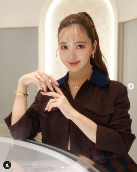 「結婚して初めての記念日」藤田ニコル、上品な美しさを魅せたショットで結婚1周年を報告(エンタメNEXT)